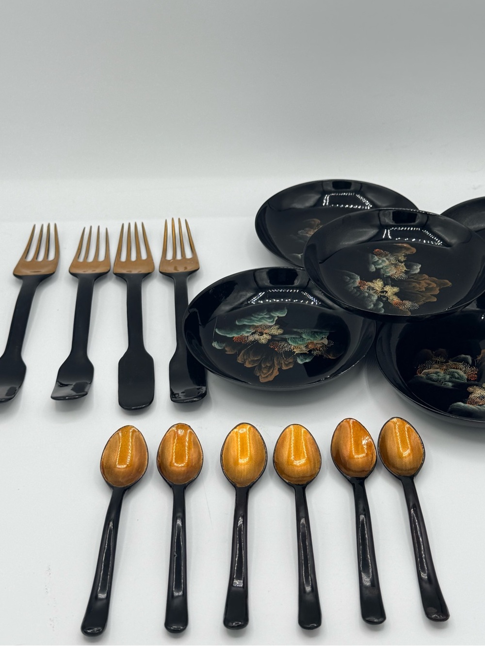 Vintage Japanese Black Lacquerware 15-Pc Set - Hand-Painted Gold Maki-e image